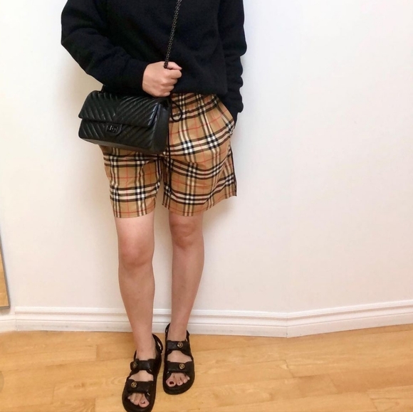 Auth Burberry check cotton draw string bermuda shorts